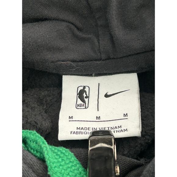 Nike Celtics Women’s Black Cropped Hoodie Sz M Sportswear Sporty Streetwear NBA - Picture 10 of 11